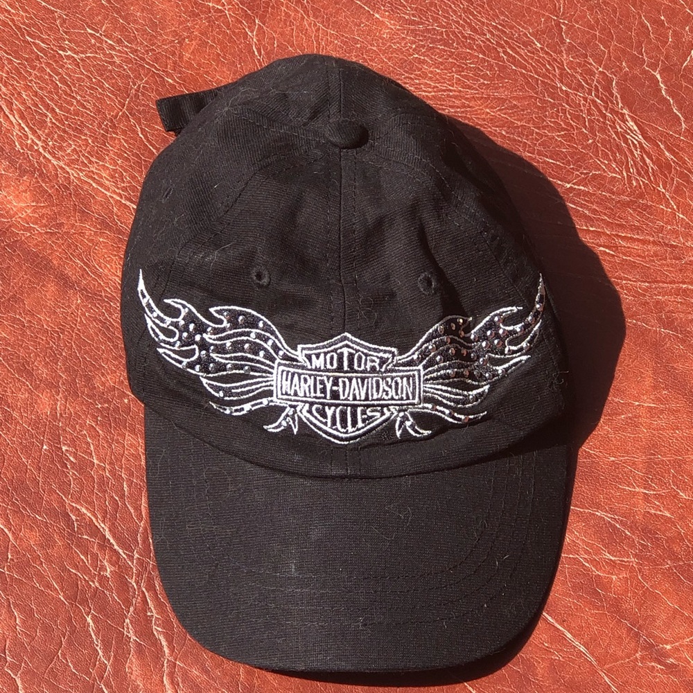Harley Davidson baseball cap for women.